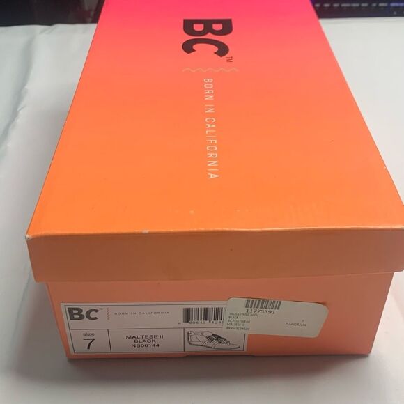 BC FOOTWEAR MALTESE II FRINGE SANDAL Black Size 7 - Picture 11 of 11